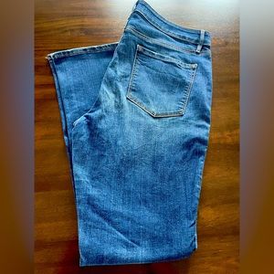 Curvy Boot cut jeans from the Loft